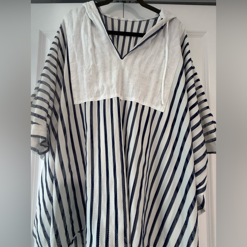 Striped Navy and White Beach Coverup One-size - Picture 3 of 3
